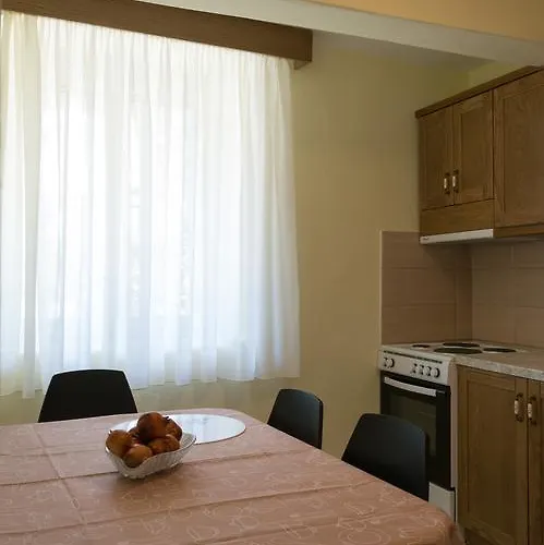 Ippotamos House Apartment