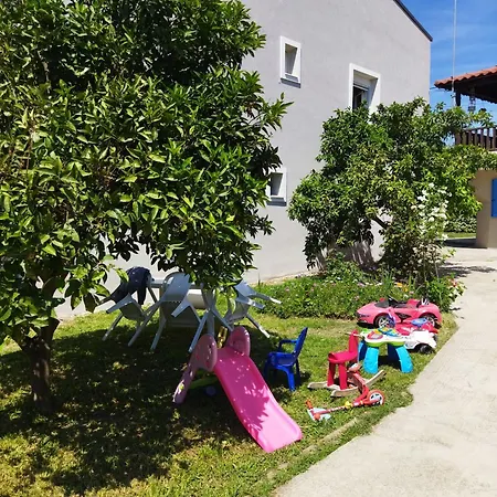 Апартаменты Ippotamos House