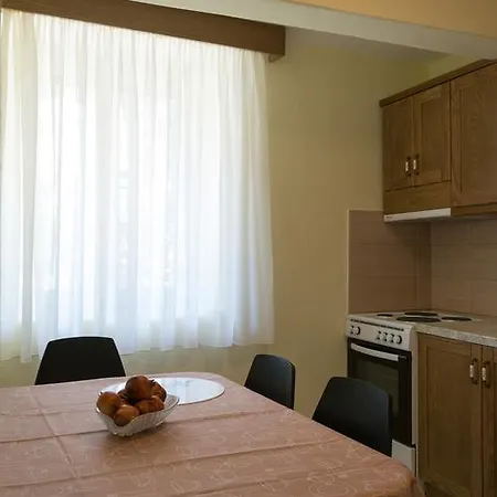 Ippotamos House Apartment